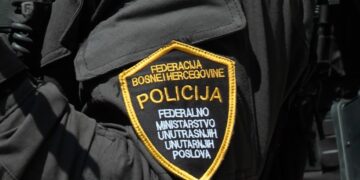 Federalna policija pretresa Općinu Neum: Istražuje se uvoz otpada iz Hrvatske
