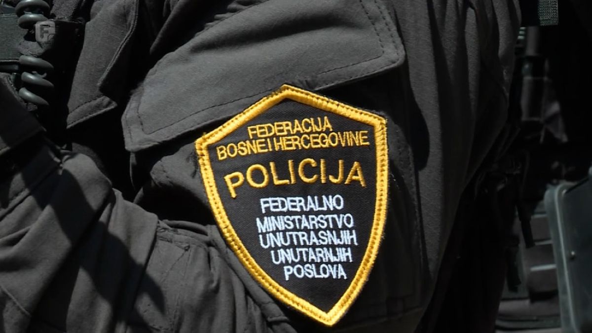 Federalna policija pretresa Općinu Neum: Istražuje se uvoz otpada iz Hrvatske