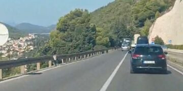 Opasan manevar na magistrali poviše Dubrovnika: Frontalni sudar izbjegnut u posljednji trenutak (VIDEO)
