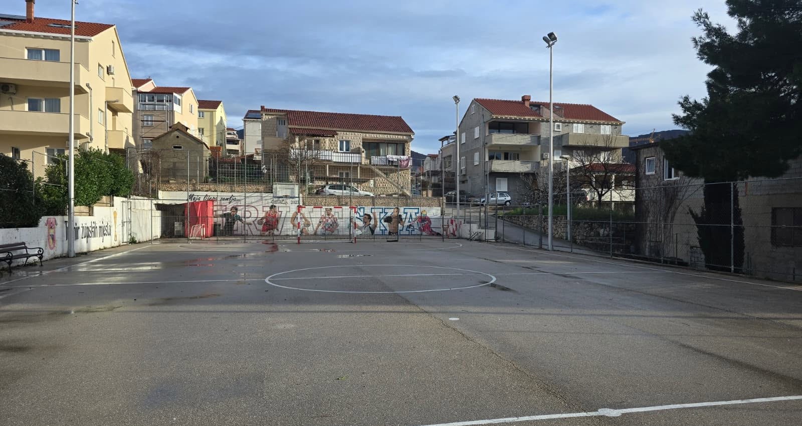 Počinje obnova sportskog terena u Čibači. Evo kolika je vrijednost radova