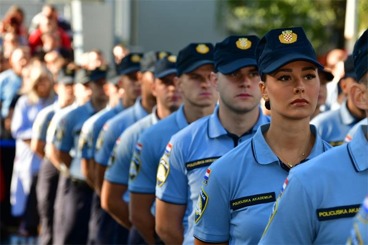 MUP produljio rok za prijavu za školovanje za policajce: Evo do kada se možete prijaviti