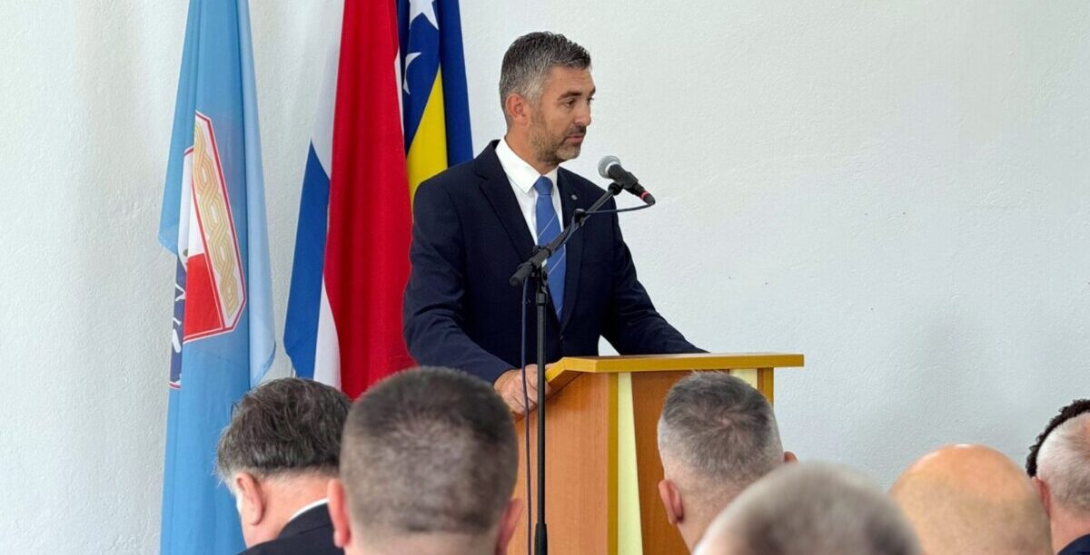 Gradonačelnik Mato Franković sudjelovao na svečanoj sjednici Općine Ravno