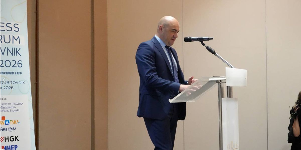 Župan Pezo otvorio Forum: "Sport, turizam i gospodarstvo nisu tri odvojene priče"