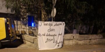 ZLOČINCU SE DIVE, A OD DUBROVAČKE PLAĆE ŽIVE: Trebinjski SDS pozvao na smirivanje napetosti: „Radnici ne smiju plaćati cijenu ratne prošlosti”