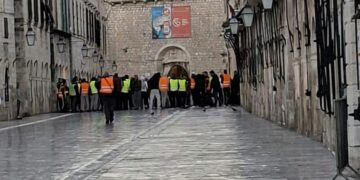 Dubrovačke ulice postaju poprište napetog trilera: Snima se serija „Disavowed”