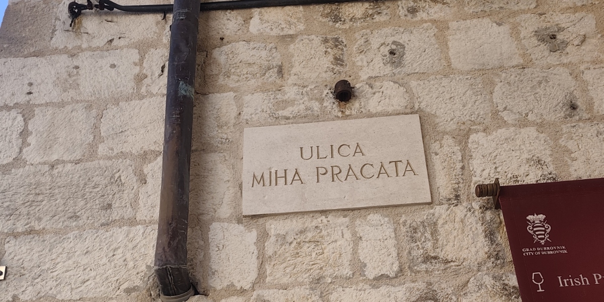 Kad bi nam ugasili navigaciju, bismo li uopće znali pronaći ulice Mrtvog zvona i Plovanih skalina?