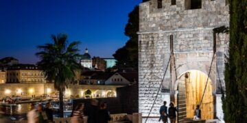 Mladi Španjolci došli na odmor pa pretukli dvojicu Dubrovčana, policija ih je pronašla
