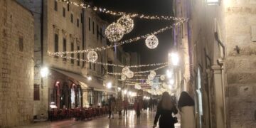 Zimski festival 2026.: Koga bi Dubrovčani, kad bi se njih pitalo, doveli da ih zabavljaju na Stradunu?