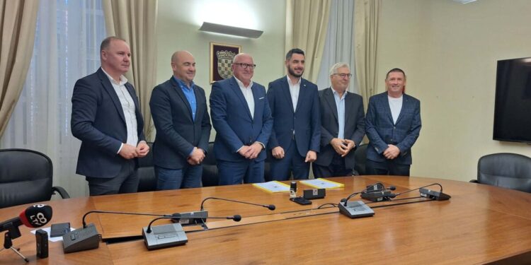 U Brijesti se gradi nova operativna obala: Ugovor vrijedan 2,85 milijuna eura potpisan s tvrtkom Texo Molior
